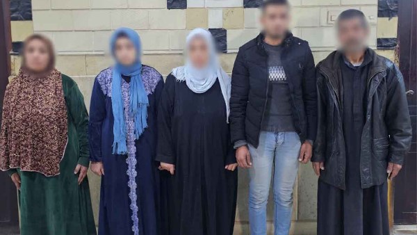 القبض على المتهمين بإلقاء مادة حارقة تجاه سيدة بالشرقية 1 728752937161202601311043444344