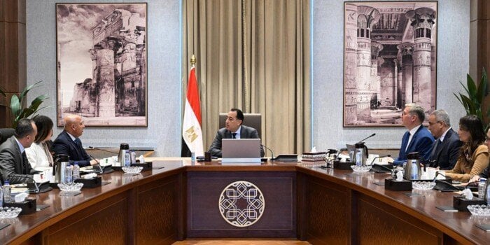رئيس الوزراء يستعرض جهود تعظيم الاستفادة من الخامات التعدينية والمحجرية في مصر 1 elaosboa38429