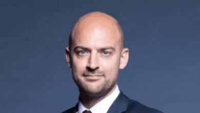 18181585788644202602020144324432