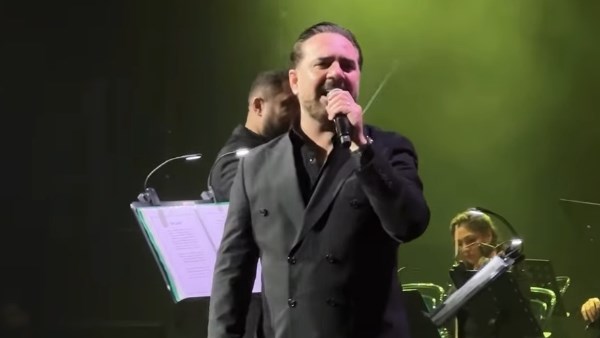 بتوحشيني.. وائل جسار يشعل حفله في الإمارات 1 658142002332820260201110231231