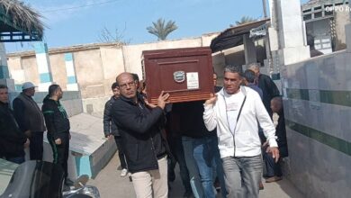 محافظ بورسعيد ينعى شقيقة اللواء سمير فرج مستشار رئيس الجمهورية 5 709893077924202602010712141214