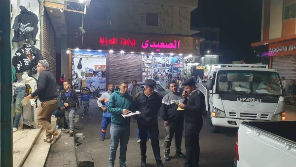 حملات مكثفة لرفع الإشغالات وإعادة الانضباط للشارع في حي شمال الغردقة 1 7701525140246202602020346264626
