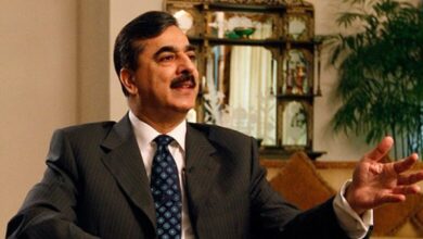 8351016650636202602030953155315