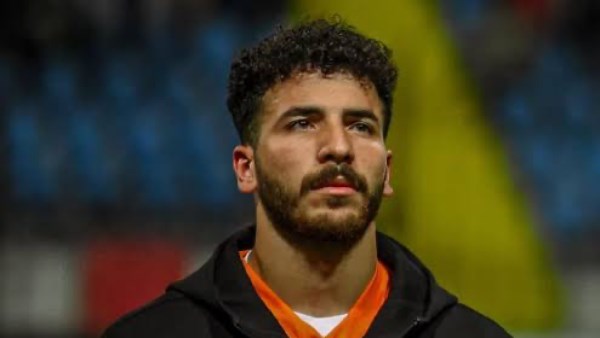 كنت رأس حربة قبل حراسة المرمى ووالدتي استلفت عشاني 1 855427215957202602031244584458