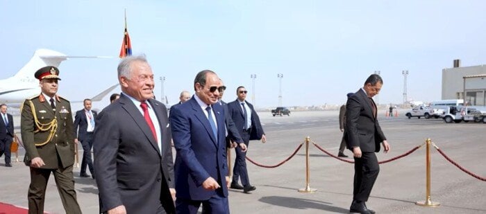 رئاسة الجمهورية تنشر فيديو استقبال الرئيس السيسي للعاهل الأردني خلال زيارته لمصر 1 elaosboa26179