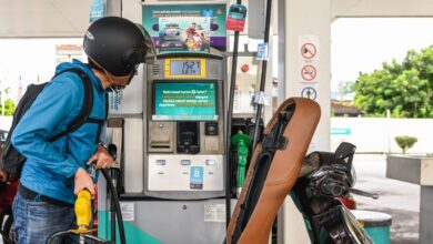 Harga runcit diesel turun 75 sen, RON97 turun 25 sen