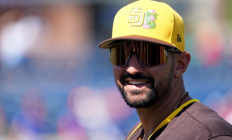 Nick Castellanos’ Phillies feud flares as Padres surge