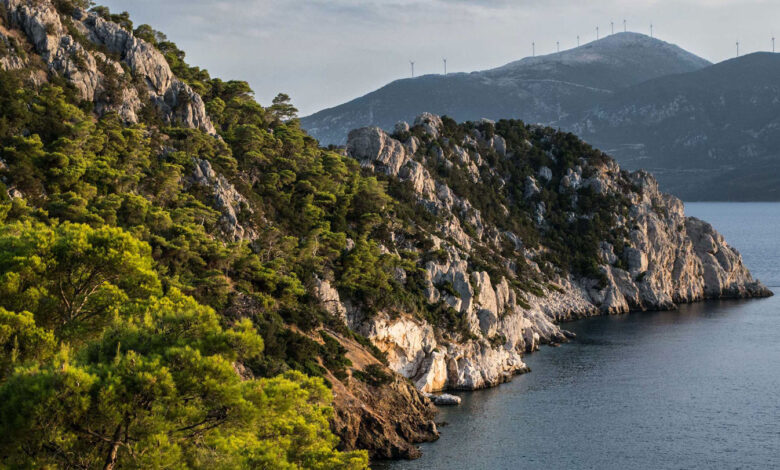Extinct volcanoes may still erupt: Greek evidence