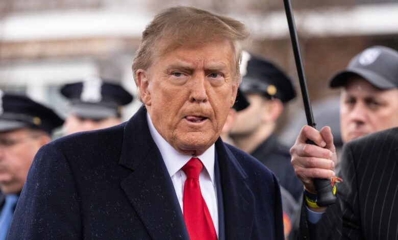 Trumpas kelia galvos skausmą savo patarėjams dėl nevaldomų interviu