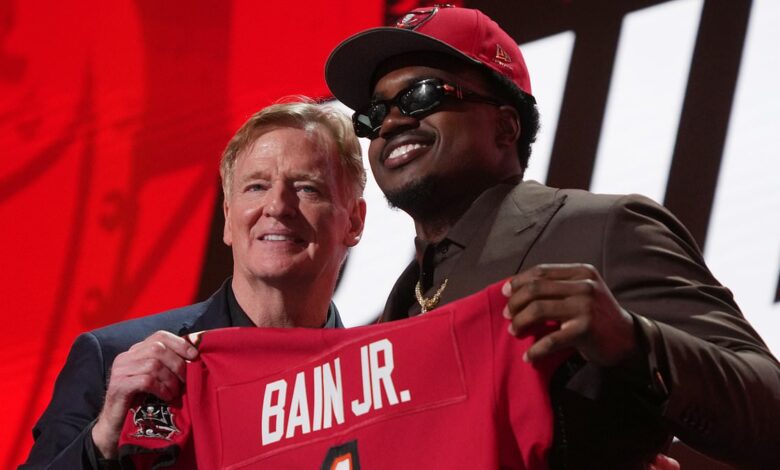 Rueben Bain Jr. Selected by Buccaneers After Fatal Crash Controversy