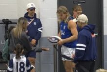 Tyson Stengle returns to Geelong rooms amid extortion fears