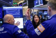 S&P 500 Futures Slide as Mag 7 Earnings Shape Trade