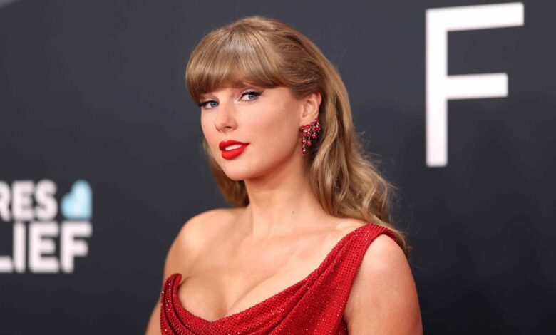Taylor Swift Invites Zoë Kravitz to Wedding After Feud Rumors