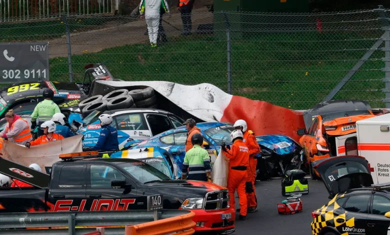 Tragedie på Nürburgring: Finsk racerkører omkommet i storulykke