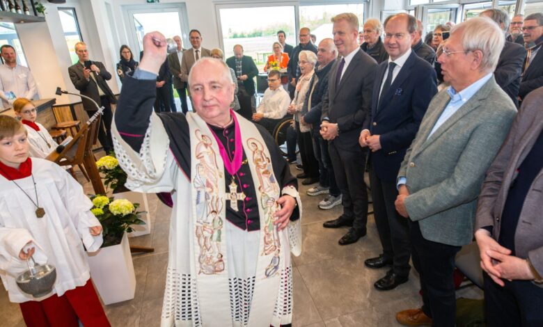 Raestrup feiert neues Gemeindezentrum als lebendigen Treffpunkt