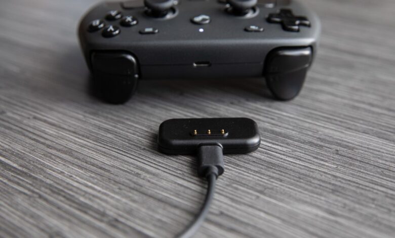 Valve’s Steam Controller arrives May 4—no Steam Machine needed