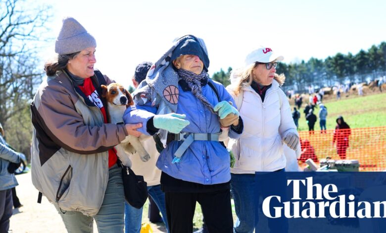 Wisconsin raid turns violent as activists clash with police over beagles