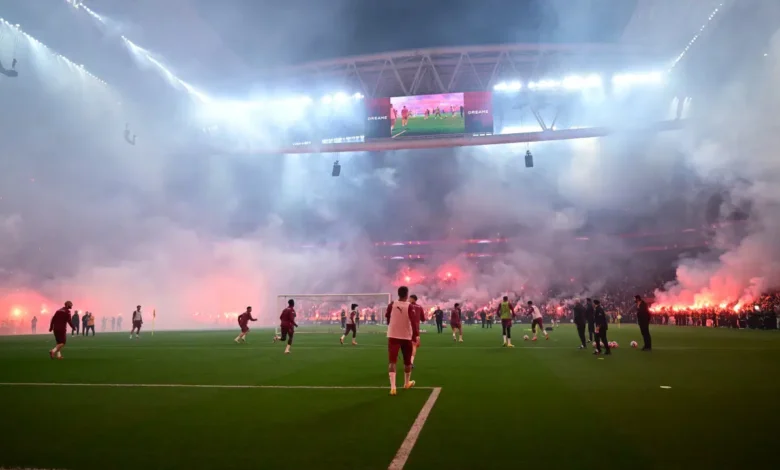 Galatasaray’dan taraftara açık antrenman: Okan Buruk şampiyonluk mesajı!