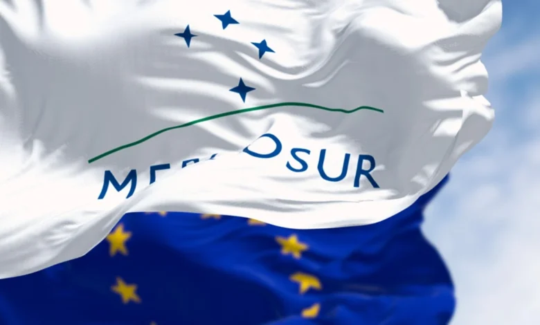 Lula assina acordo Mercosul–UE: vigência pode começar em 1º de maio