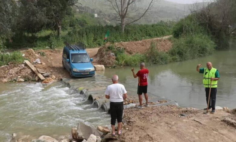 الجيش اللبناني يكثف جهود إعادة فتح طرق وشرايين الجنوب الحيوية