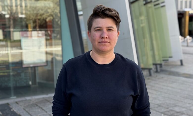 Additional character in payroll file delays hospital pay for staff