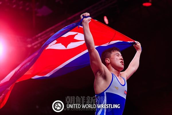 조선 선수 금메달 소식, 레슬링·유도 동시 성과