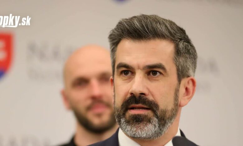 R4 mešká: PS varuje pred dopravným kolapsom na východe Slovenska