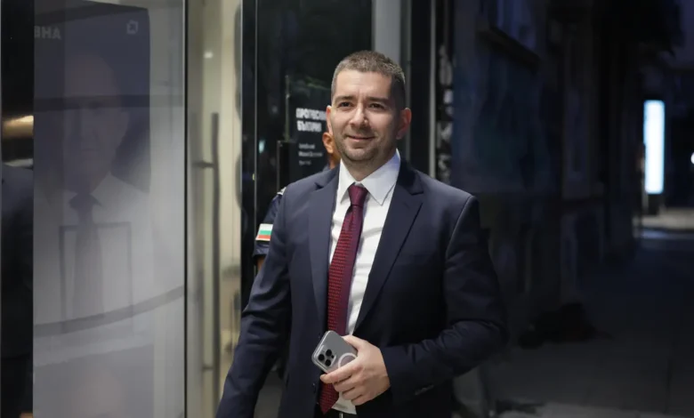 Слави Василев: Прогресивна България задава нов дневен ред без коалиционни окови