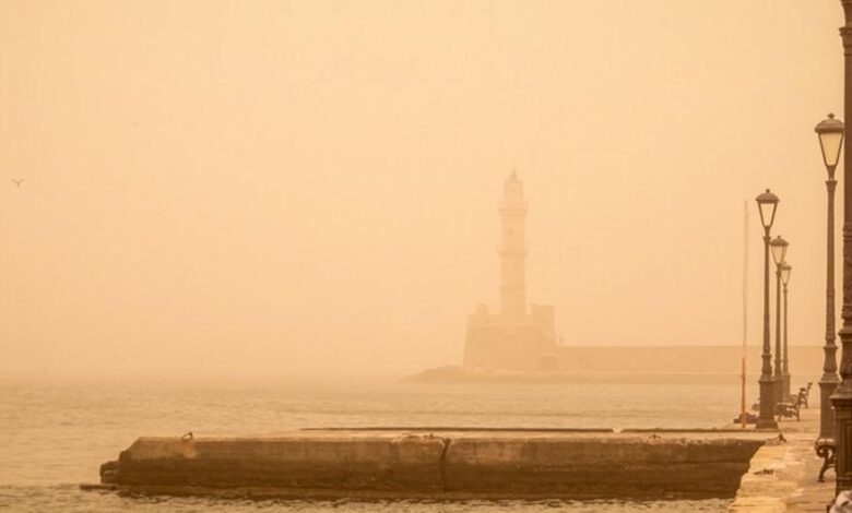 Αφρικανική σκόνη και άστατος καιρός: Τι περιμένουμε τις επόμενες ημέρες