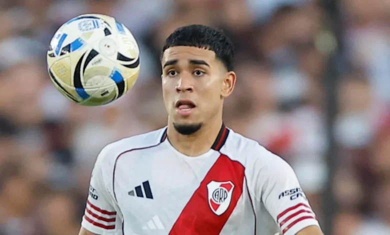 Kendry Páez brilla en River Plate: su primer golazo en el Monumental