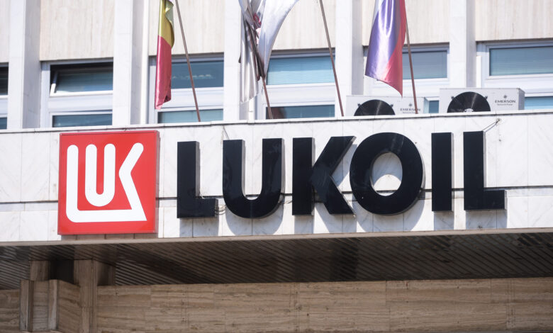 Lukoil primește o nouă păsuire de la SUA: Ce înseamnă pentru stațiile din România