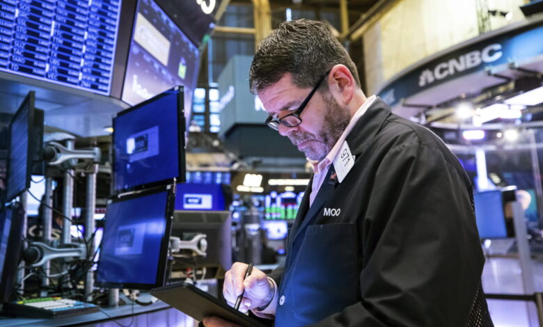 Wall Street atinge noi maxime în ciuda războiului cu Iranul: explicația din spatele recordurilor