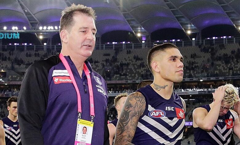 Ross Lyon backed by Michael Walters amid St Kilda racism row
