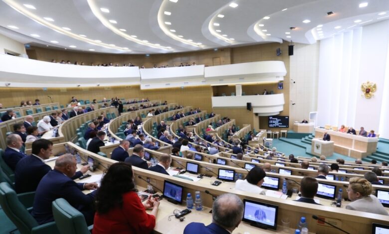 Интиқоди вакилони рус аз тағйири номҳои замони шӯравӣ дар Қирғизистон