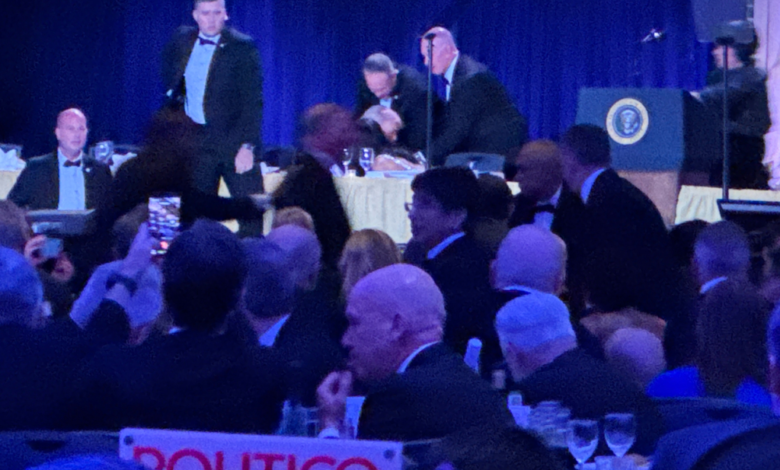 Tirs au dîner de la Maison Blanche : Trump évacué en urgence