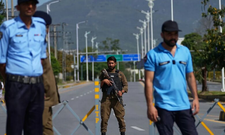 US extends Iran ceasefire indefinitely as peace talks stall—impact on energy and markets