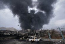 Trump warns Iran to “get smart soon” as energy prices spike