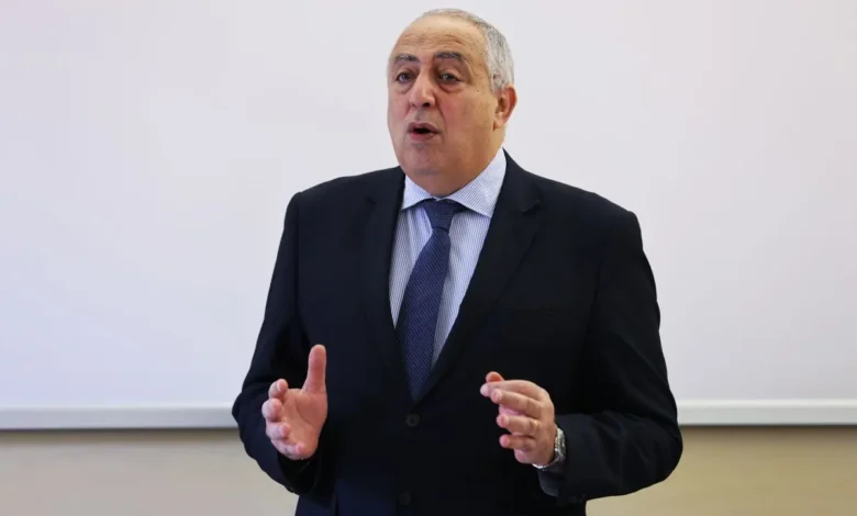 Palermo, contestazione al sindaco Lagalla durante il 25 aprile