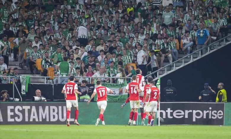 El Betis se hace el harakiri y dice adiós a Europa