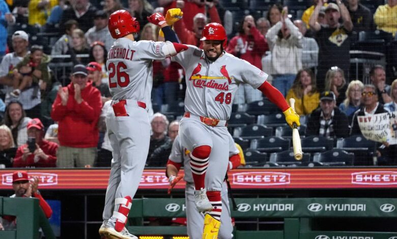 MLB Roundup: Cardinals’ bats fuel rally vs Pirates