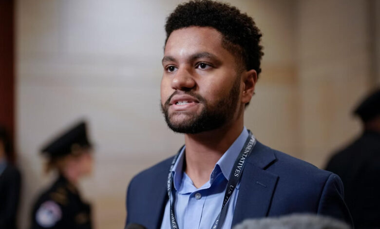 Maxwell Frost calls for USDA probe after Sloth World deaths