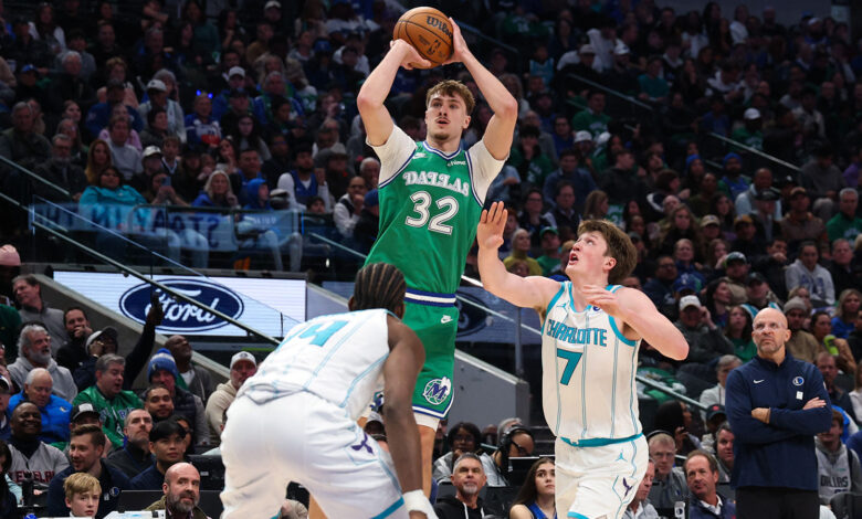 Mavericks’ Cooper Flagg wins Rookie of the Year over Kon Knueppel