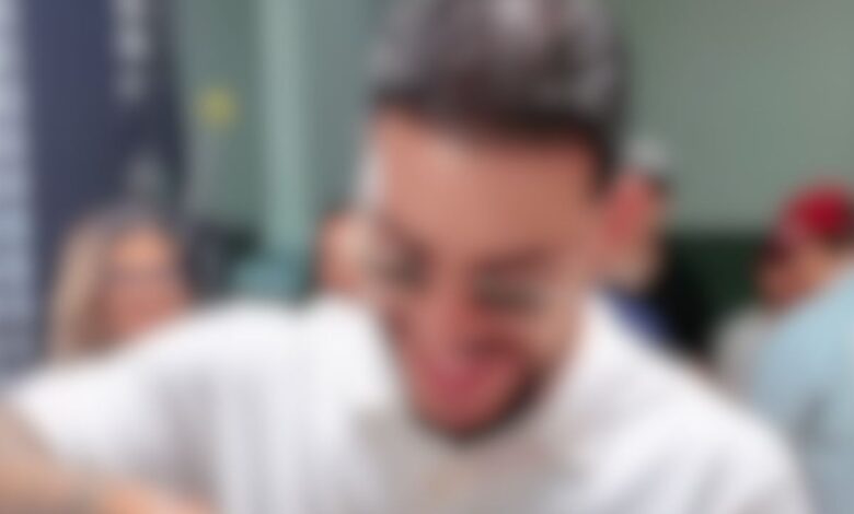 Ryan Castro, nuevo embajador del Aguardiente Antioqueño: tradición urbana en Antioquia