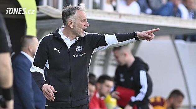 Krize Slovácka: Skuhravý hledá cestu ven z herního marasmu