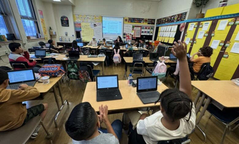 Los Angeles Unified to limit screen time in classrooms