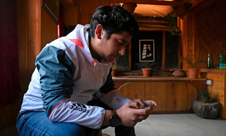 India app boom: global platforms take the biggest slice