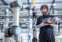 Robots Behave Like Apps: New Software Cuts Jamming When Swapping Arms