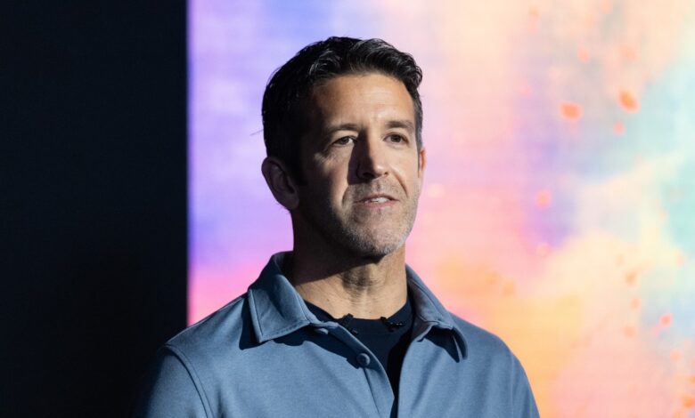 Apple under Ternus: hardware strategy pivots as AI pressure rises