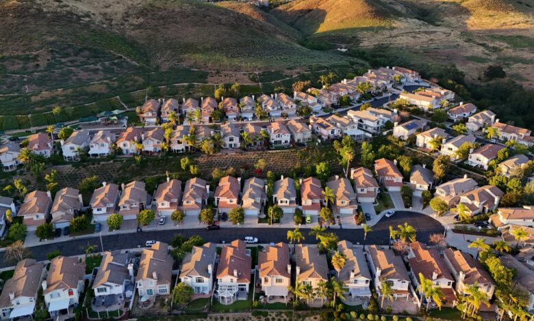 Homeownership jump after leaving California, report finds
