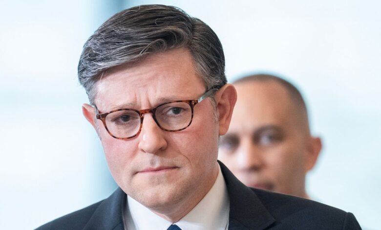 Republican Mutiny Sinks Trump Push to Extend Warrantless Surveillance